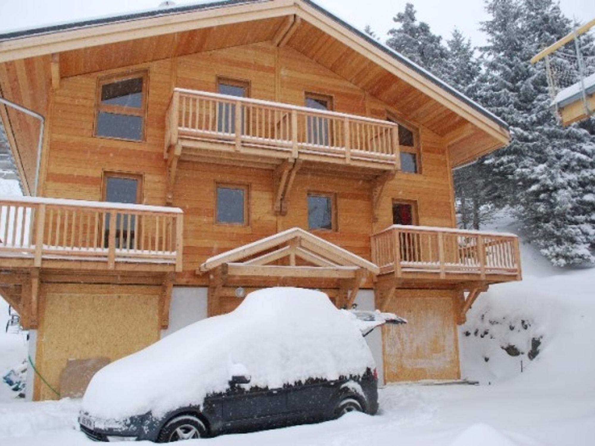 Chalet Mitoyen A Chamrousse, 8 Pers, 3 Niveaux, 4 Chambres, Animaux Admis, Terrasse Sud-Ouest - Fr-1-549-105 Exteriér fotografie